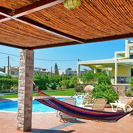 Angelina Villa Pefki