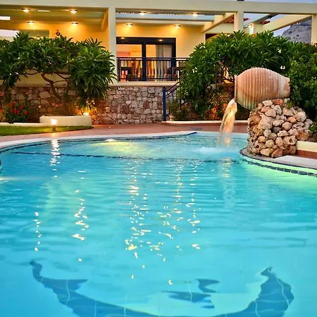 Angelina Villa