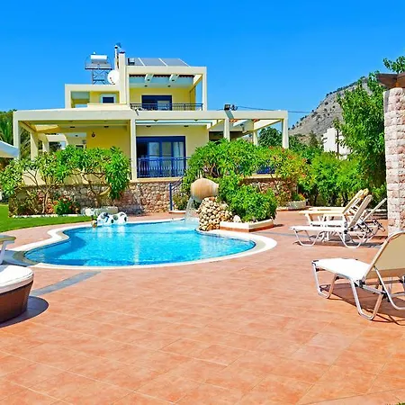 Angelina * Pefki (Rhodes)